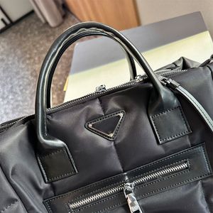 حقيبة مصممة حقيبة حقيبة Women Women Handbag Counter Bag Canvas Fluff Crossbody Fashion Fashion Bag Black Large Handbags اثنين