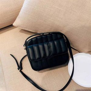 Women fashion shoulder bags flap bag crossbody bag soft crossbody bags 18cm female factory cost s 253j