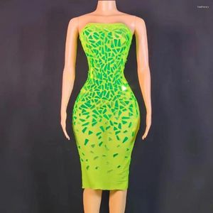 Scene Wear Women Sexig Green Mirror Strapless Tremess Transparent Dress Evening Dance Show Singer Födelsedag Firande PO Shoot Costume