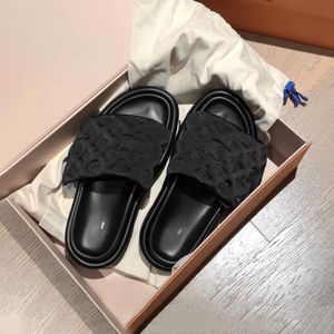 Luxurys Designer scarpe pantofole sandalo Cuscino diapositive moda di alta qualità piatto estate 2024 più recente pantofola Scarpe da donna per uomo Scarpe casual Slider spiaggia Pool Mule regalo