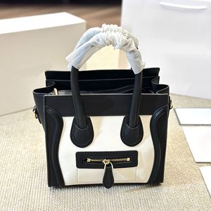 Fashion Designer bag The cowhide version is versatile and durable, detachable shoulder strap, hand hold or shoulder back can be large 22X20cm smiley bag