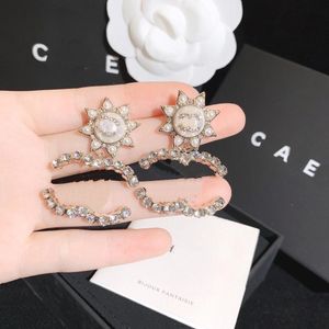 Stud Stud Boutique Charm Diamant Ohrringe Geschenke für Frauen Designer Schmuck Mode Luxus vergoldete Ohrringe mit Box New Girl Jewelry Ohrringe