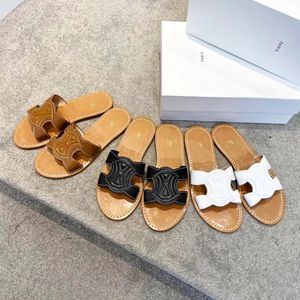 2024 new Slipper woman luxury Mule Flat heel white Casual shoe loafer Summer beach Slide men Designer Shoes walk sandal outdoors Leather Sliders gift sandale With box