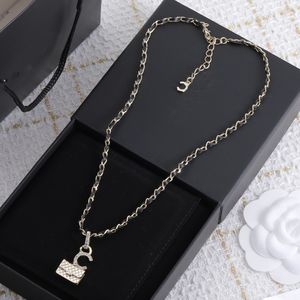 Bag Design Letter Necklace Pendant Chain Necklaces Fashion Neckalce For Woman Couple Chains Brass Necklace Wedding Gift Jewelry