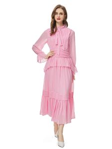 Abito da passerella di lusso da donna primavera moda di alta qualità rosa dolce pieghettato abiti lunghi con maniche svasate piuttosto casual per le donne