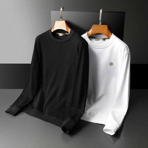 2024 Långärmad tröja Autumn/Winter Hoodie Ny broderad Slim War Horse Men's Hem Shirt