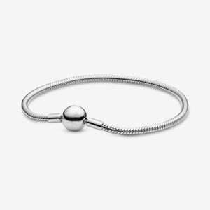 New Moments 925 Sterling Silver Classic Sleek Snake Chain Bracelet Fit Authentic European Dangle Charm For Women Fashion DIY Jewel266M