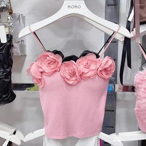 Kvinnors tankar spaghetti rem tank top för kvinnor ankomst 3d blommor snedstreck nackbyggnad i bh mager camis sommar casual kvinnlig gallus