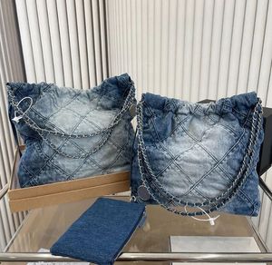 designerdenim shoppingtote ryggsäck resedesigner kvinna sling kroppsväska dyraste handväska med silverkedja gabrielle quiltade lyxiga handväskor