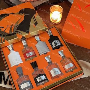 Zarif hediye kutusu erkek parfüm seti 15ml 8 parçalı erkek parfüm sprey seyahat örneği seti
