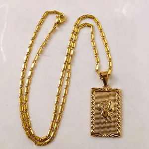 With 18K Gold Geo Floral Necklace Women Stainless Steel Jewelry Runway Gown Hiphop Rare Glam Japan Ins 240118