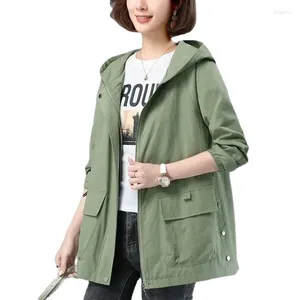 Płaszcze damskie 6xl 2024 Wiosna jesienna Koreańska damska wiatraka wierzchnia odzież z kapturem długą swobodną luźną płaszcz żeńskie bluzki