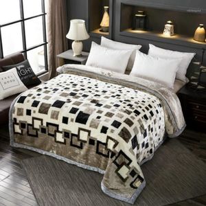 Blankets 1 5m 2m Double Thick Warm Blanket Flannel Super Soft For Bed Heavy Fluffy Throw Blankets13041