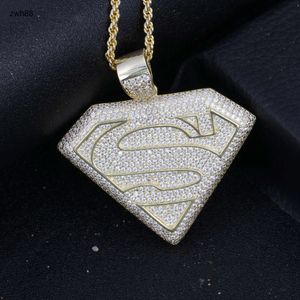 Designerschmuck ausgestattet Zirkonia Diamond Anhänger Zauber Hip Hop Superman 5A CZ Anhänger Halskette Mode Schmuck