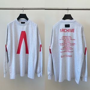 Mens Bahar Tasarımcısı Moda Man Sweatshirts Desenler Müzik Arşiv Serisi Bağlı Diy Metal Uzun Kollu T-Shirt Orta Açık Gri ve Kırmızı Vintage Jersey