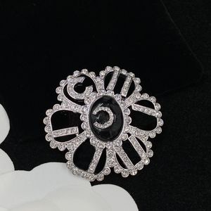 Top LuxuryDesign Brooch Diamond Brooch For Woman Wild Brooches Accessories Supply