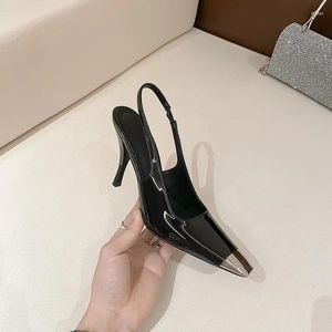 Sandali da donna Tacchi alti a punta Scarpe singole da donna in vernice nera Décolleté con design a spillo Slingback sexy