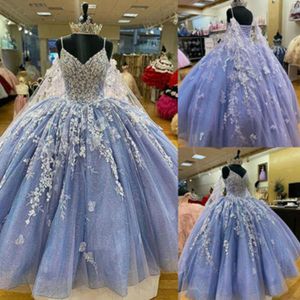 Lilac quinceanera sukienki spaghetti paski Słodka 15 suknia balowa koronkowa aplikacja koralika 16 sukienka vestidos268e