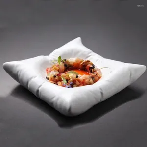 Plates Creative Ceramic Imitation Pillow Dinner Plate Cuisine Square White Black Dessert Artistic Conception Table Seary