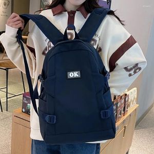 Skolväskor Fashionabla flicka stor kapacitet Student ryggsäck koreansk fast färg högkvalitativ skolväska enkel mångsidig stil resande väska