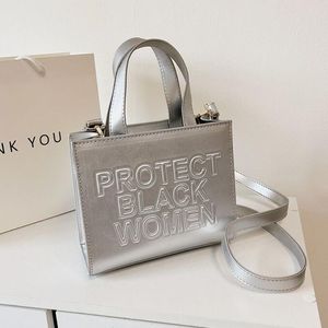 Borsa a tracolla da spiaggia estiva Borsa a tracolla in pelle con carattere Shopping Borsa da donna Proteggi le persone di colore Borsa a tracolla tote Donna 20-17-10 cm271J