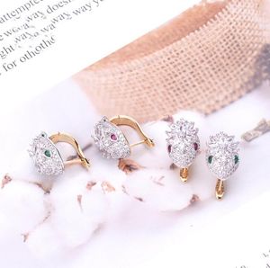 Hiphop Designer Collection Ear Stud Earrings Inlay Czech Zircon Diamond Plated Gold Color White Green Eyes Snake Serpent Snakelike Ear Clip Fashion Party Gift