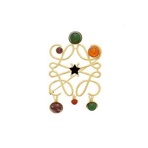 Loews Brooch Designer Luxury Fashion Men And Women's Original Quality Brooches Korean Edition Candy Color Anti Fading Pin Clothing Design Chestflowers