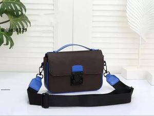 5A New Messenger Bag Homens Bolsa Bolsa S Lock Sling Bags Lona Couro Clássico Carta Patchwork Cor Bolsas Ferrolho Magnético Ajustável Sho