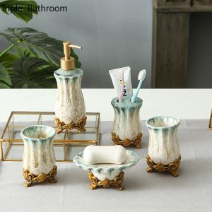 Sets Europäische Keramik Fünf-teiliges Set Waschwerkzeuge Home Seifenspender Zahnbürstenhalter Zahnbecher Seifenschale Badezimmer-Toilettenartikelset