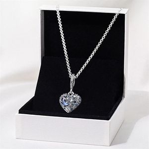 2020 Jul Sparkling Blue Moon and Stars Heart Necklace 925 Sterling Silver Jewelry Chain Pendant Halsband för kvinnor Män Q012327V