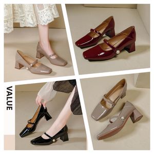 Designer Sandaler Slingbacks Women High Heel Casual Square Toe Ankle Strap Fashion Party Shoes Heels Heels Lady Pumps With Box