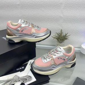 top quality Channel sneakers run shoe fashion tennis Men Women luxurys Designer Casual shoes Low lady runner Gold Silver Leather hike shoe Outdoor sports trainerbox