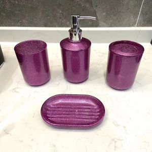 Setler 4pcs/Set Plastik Banyo Aksesuarları Set Yıkama Araçları Diş Fırını Diş Macunu Tutucuları Sabun Dispenser Sabun Kutusu Ev Yıkama Seti