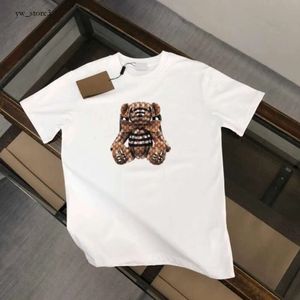 バーベリーブランドラグジュアリーティーティーメンズカジュアル半袖夏のTシャツルースティーファッションブランドトップカップルトップババリーマンシャツのブレーキ快適な摩耗