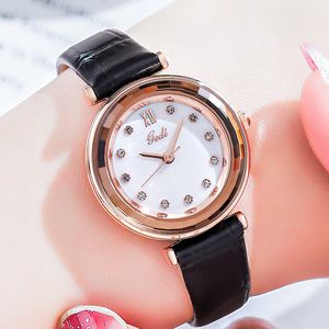 Orologio da donna al quarzo impermeabile montre de luxe regalo moda casual retrò piccolo fresco semplice cintura moda A16