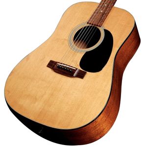 D 18 2005 Natural Acoustic Guitar jako ta sama na zdjęciach