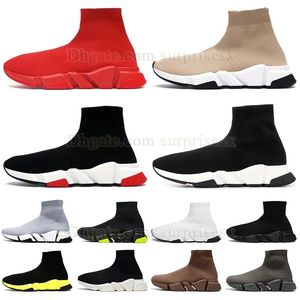 Slip-on designer ankle boots mens womens famous outdoor walking trainer triple black white graffiti brown vintage beige pink blue snow booties woman sock shoe