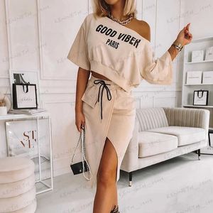 فستان من قطعتين 2023 شارع أزياء قبالة خطاب الكتف Tweshirt Tees+Slit Skirt Women Two Pitte Set Lady Crop Tops Print Print Suits Outfits T240129