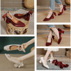 Dress Sandals Satin Pointed Slingbacks Bowtie Pumps Crystal-suower High Heeled Shoe Women's Designer Party Wedding Shoes