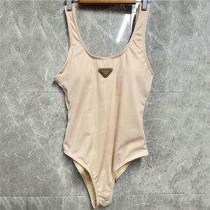 Badeanzüge mit Metallabzeichen, Damen-Designer-Bodysuits, Bikini, sexy, rückenfrei, einteilige Badebekleidung, Sommerurlaub, Strandkleidung