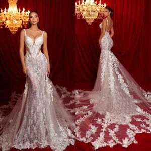 Lace Appliques Vintage Mermaid Wedding Spaghetti Straps Bridal Gowns Detachable Train Custom Made Bride Dresses Plus Size