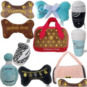 Köpek oyuncakları çiğneme el çantası benzersiz gıcırtılı parodi p köpekler tasarımlar paha biçilmez capse hediye moda av koleksiyon bardağı ve düşünce oTUY9