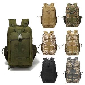 Vandringar Outdoor Tactical Pack / Bag / Rucks / Knapsack / Assault Combat Camouflage Tactical Molle 3P 30L Ryggsäck YQ240129