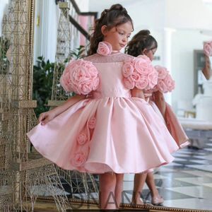 Härliga 3D-blommor Little Girl Dresses Satin O-hals Bow Back Kids Birthday Party Gown A Line Knäslängd Child Formal Prom Dress