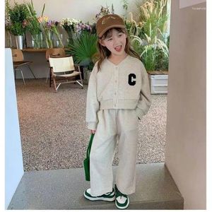 Kläderuppsättningar 2024 Korean Spring Autumn Children Girls Kläder Set Cotton Loose Wide Ben Pants Suit broderi Letters Baseball Uniform