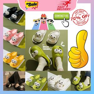 Designer Casual Plataforma Big Eyed Cute Hole Chinelos Homens Mulher Antiderrapante Resistente ao Desgaste Respirável Low Cut Solas Macias Sandálias Planas Simples Cool Beach Slipper