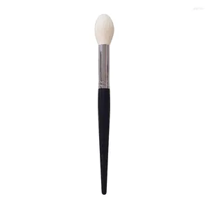 Makeup Brushes T08 Professional Handmade Soft Saikoho Goat Hair Tapered Highlighter Blush Brush Ebony Handle Make Up