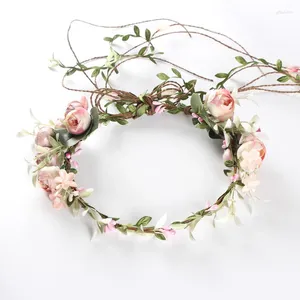 Impermeabili Finta rosa in rattan Corona di fiori Fascia per capelli Ghirlanda floreale Fascia per capelli da sposa Decora oggetti di scena Po Accessori per capelli per ragazza da donna