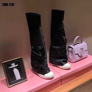 Сапоги Подиумный стиль Сапоги выше колена Парижский вокзал Модные брюки-трубы для обуви с карманами Спортивные туфли на плоской подошве для отдыха Высококачественные дизайнерские женские ботинкиL2401