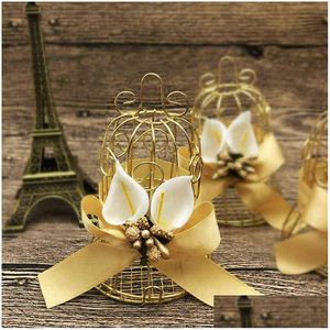 Presentförpackning 30st Golden Wedding Candy Box Tinplate Birdcage Bell Shape Boxes Birthday Favor Decorative Packaging Party Supplies H1231 DHFWD